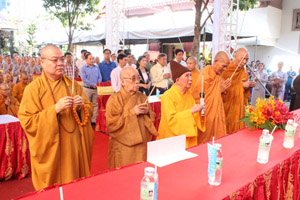 Nam Thien Nhat Tru pagoda holds ceremony to commomerate the late Most Venerable Thích Trí Dũng and appoint new abbot 